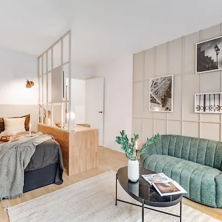 Marly - Studio Avec Balcon A Auteuil شقة باريس